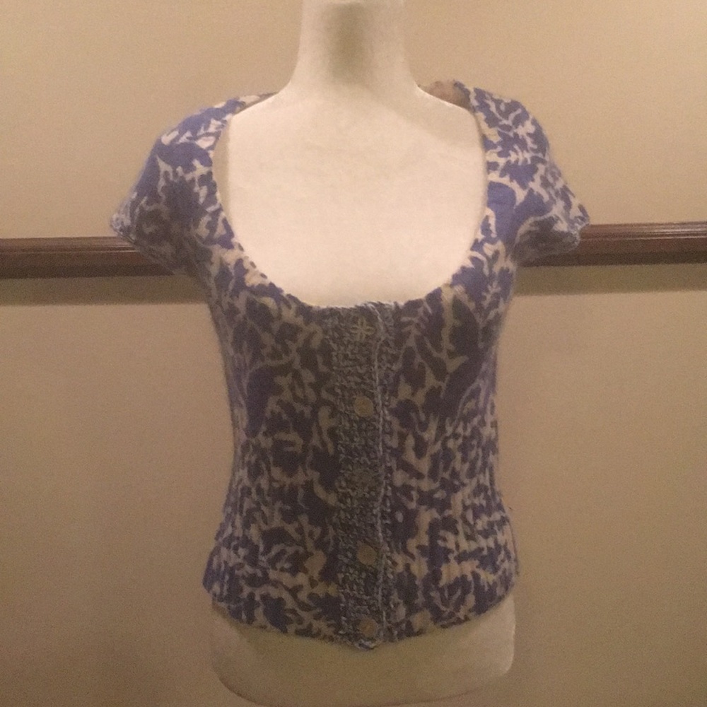 Free People cropped sleeves Blue & Cream